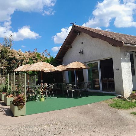 Chambres D Hotes Au P'Tit Bonheur Campagnard Jarnosse Exterior photo