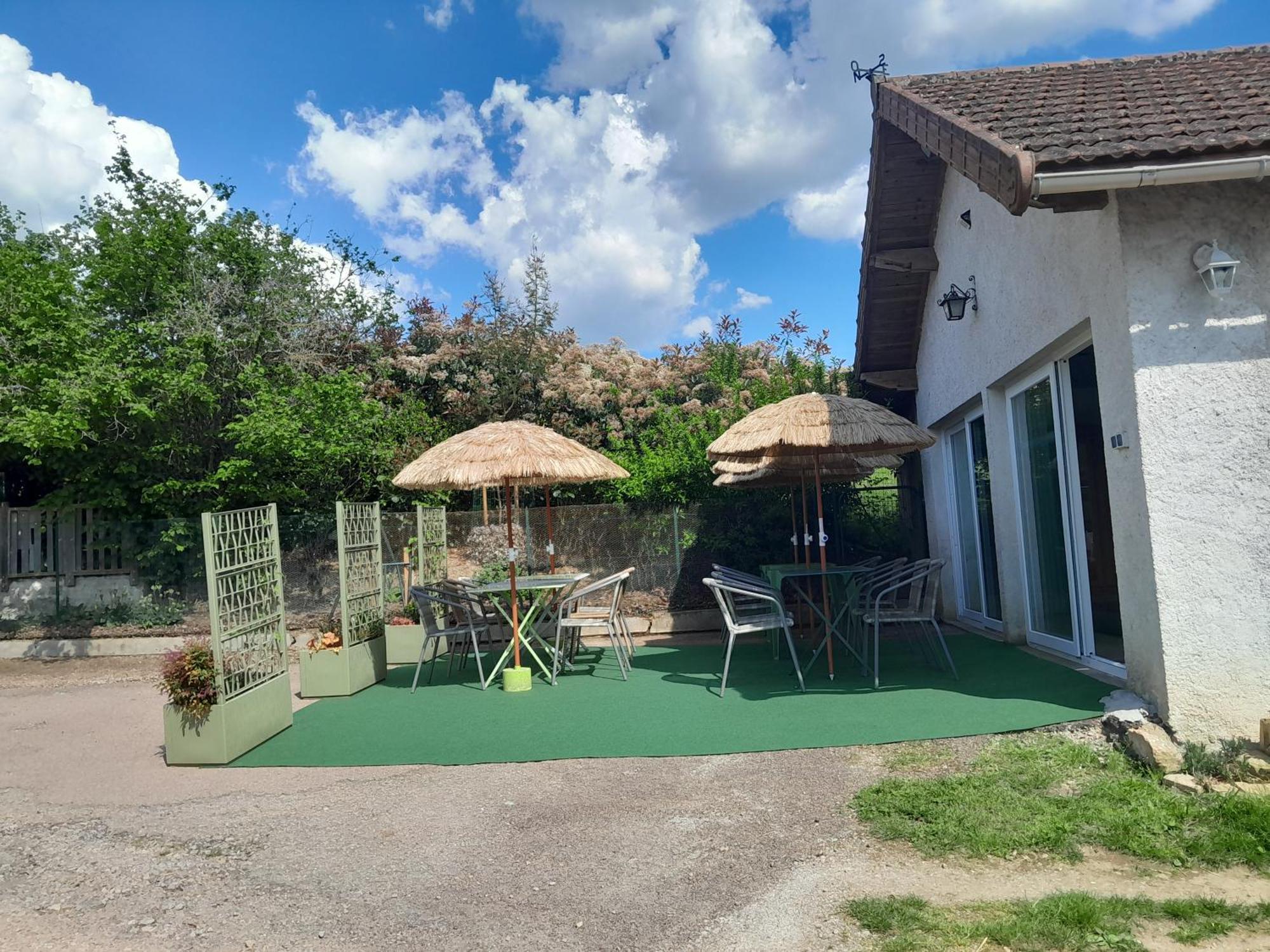 Chambres D Hotes Au P'Tit Bonheur Campagnard Jarnosse Exterior photo